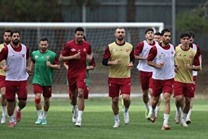آفتابی شدن درویش در تمرینات پرسپولیس 1 d8a2d981d8aad8a7d8a8db8c d8b4d8afd986 d8afd8b1d988db8cd8b4 d8afd8b1 d8aad985d8b1db8cd986d8a7d8aa d9bed8b1d8b3d9bed988d984db8cd8b3 680a7a2eef35c
