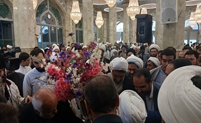 تجلیل شاگردان آیت الله جوادی آملی از مقام علمی و عرفانی او 1 d8aad8acd984db8cd984 d8b4d8a7daafd8b1d8afd8a7d986 d8a2db8cd8aa d8a7d984d984d987 d8acd988d8a7d8afdb8c d8a2d985d984db8c d8a7d8b2 d985d982 681249b02a9c0
