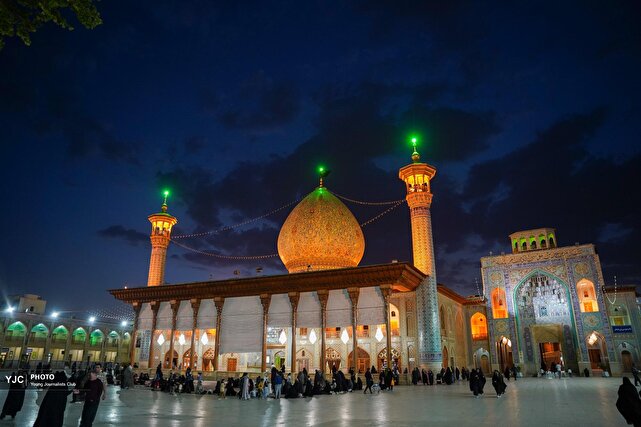 حرم شاهچراغ (ع) پناهگاهی برای عزاداران امام جعفر صادق (ع) + تصاویر 1 d8add8b1d985 d8b4d8a7d987da86d8b1d8a7d8ba d8b9 d9bed986d8a7d987daafd8a7d987db8c d8a8d8b1d8a7db8c d8b9d8b2d8a7d8afd8a7d8b1d8a7d986 d8a7 6809411520903