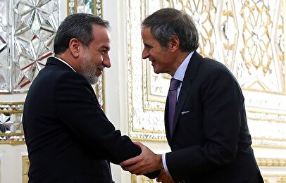 عراقچی، مدیرکل آژانس بینالمللی انرژی اتمی را در جریان آخرین وضعیت روند گفتوگو با آمریکا قرار داد 1 d8b9d8b1d8a7d982da86db8cd88c d985d8afdb8cd8b1daa9d984 d8a2da98d8a7d986d8b3 d8a8db8cd986d8a7d984d985d984d984db8c d8a7d986d8b1da98 6807d97e9c156