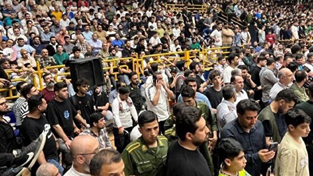 ازدحام تماشاگران مانع برگزاری فینال لیگ برتر بسکتبال 1 d8a7d8b2d8afd8add8a7d985 d8aad985d8a7d8b4d8a7daafd8b1d8a7d986 d985d8a7d986d8b9 d8a8d8b1daafd8b2d8a7d8b1db8c d981db8cd986d8a7d984 d984 6818cfaee200f