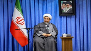 تبریک امام جمعه تبریز به مناسبت قهرمانی تیم تراکتور 1 d8aad8a8d8b1db8cdaa9 d8a7d985d8a7d985 d8acd985d8b9d987 d8aad8a8d8b1db8cd8b2 d8a8d987 d985d986d8a7d8b3d8a8d8aa d982d987d8b1d985d8a7d986 68153ad1f40b7